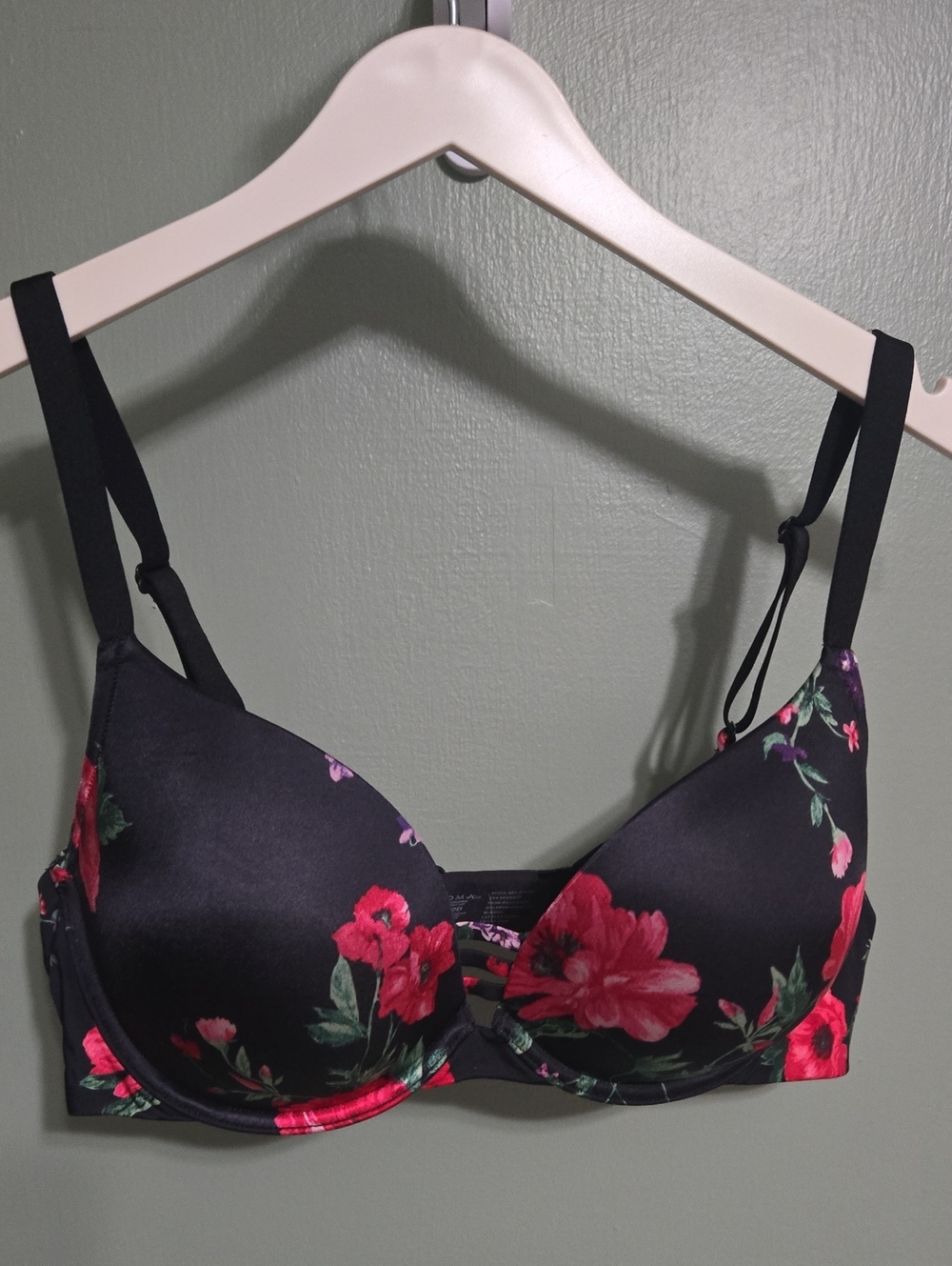Soma Stunning Push Up Bra with Red Floral Print 40D